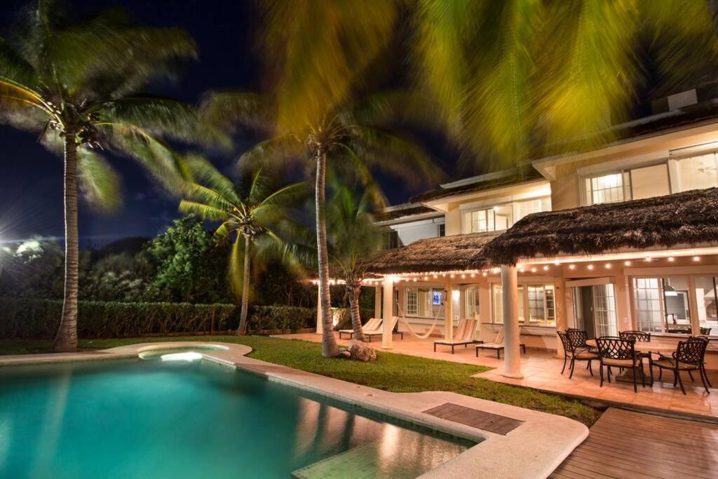 El Meco Beachfront & Private Pool Villa By Casa Paraiso Cancún Extérieur photo