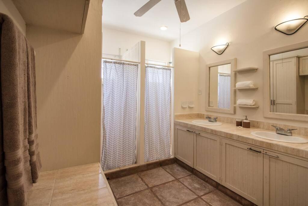 El Meco Beachfront & Private Pool Villa By Casa Paraiso Cancún Extérieur photo