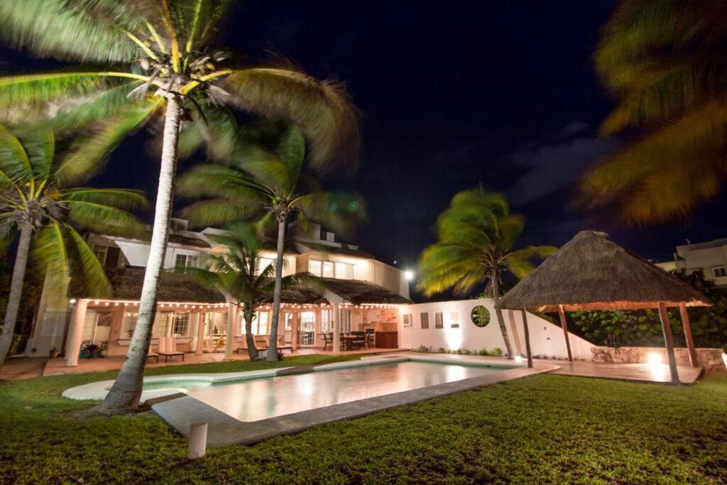 El Meco Beachfront & Private Pool Villa By Casa Paraiso Cancún Extérieur photo